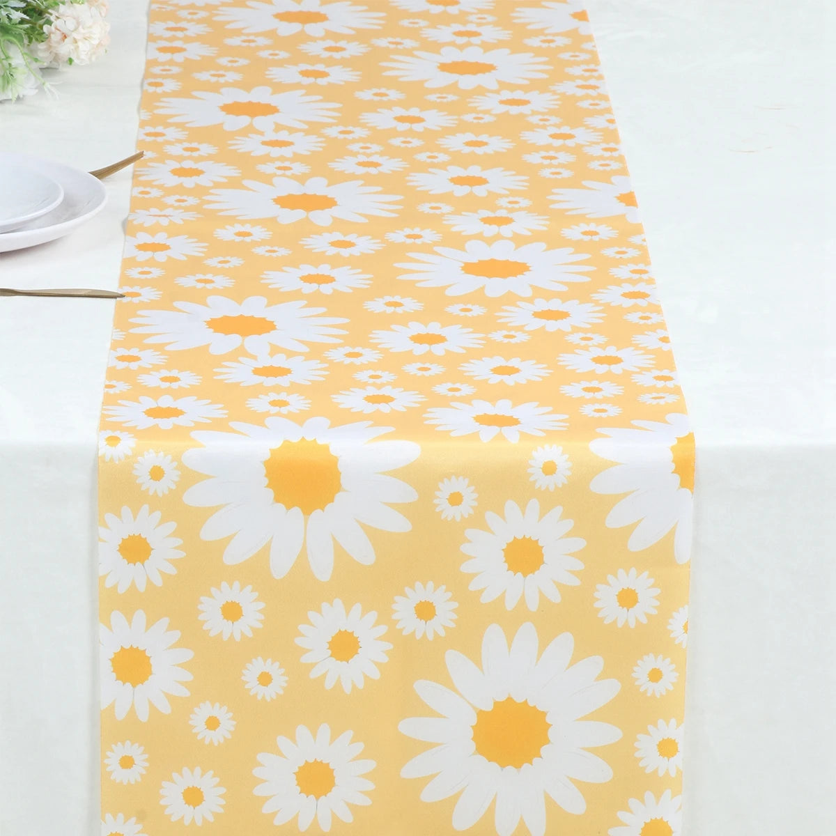 Daisy Table Runner