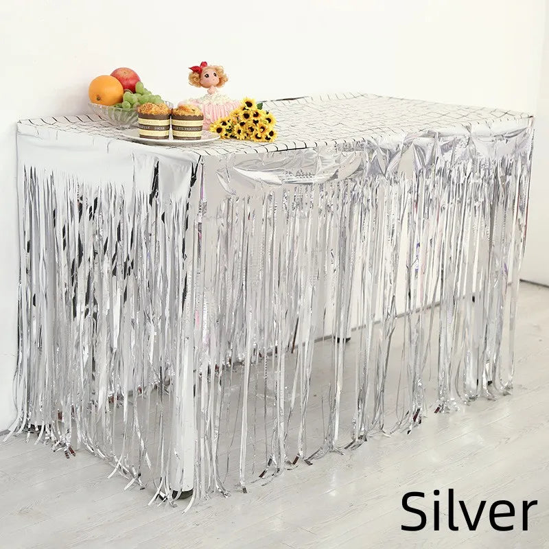 New 4/2/1Pack Table Skirt